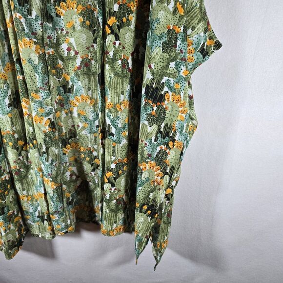 Berry N Cream Shaw, Womens 1xl Cactus Shaw Cover With Sleeves - Picture 3 of 10